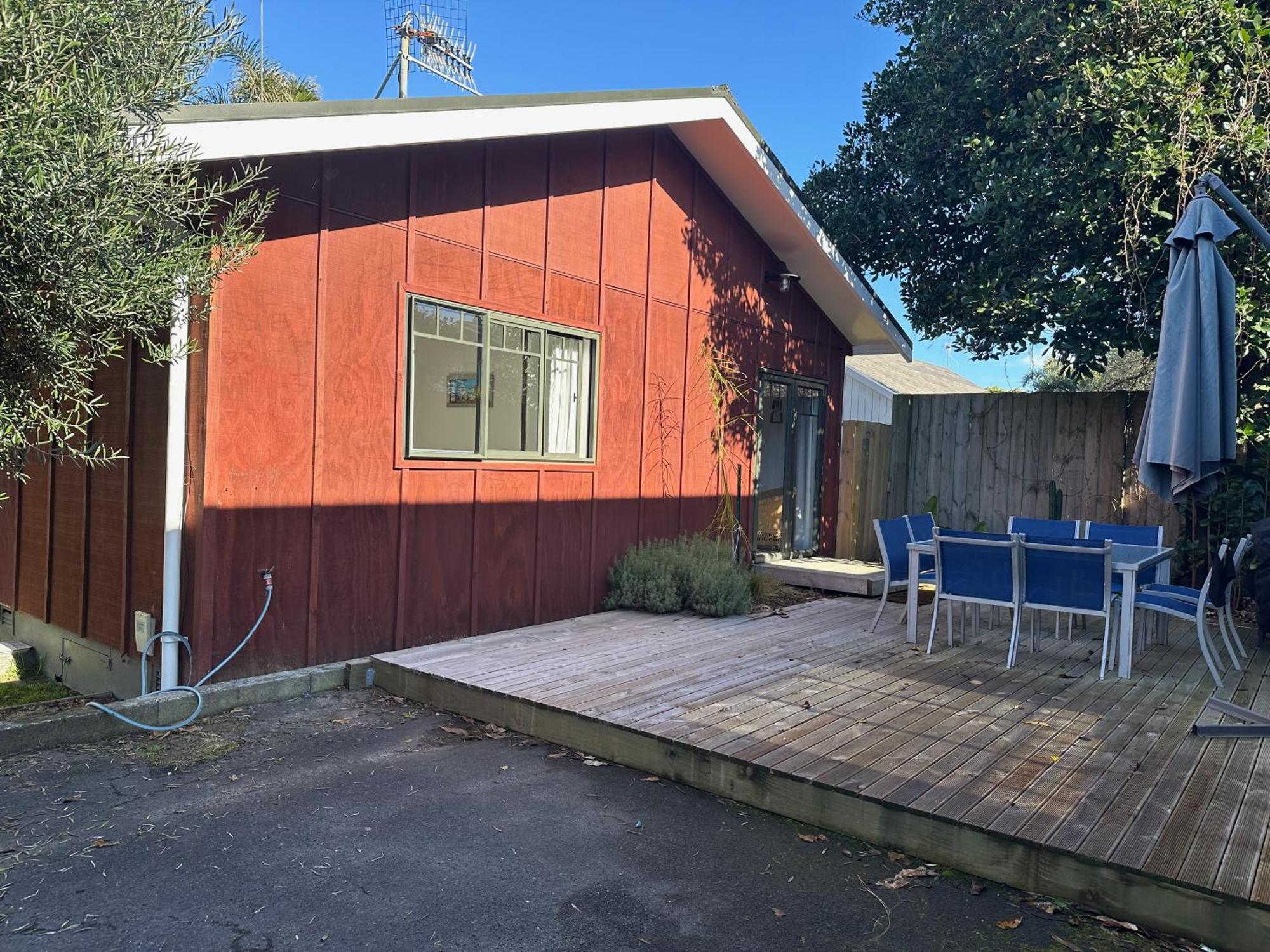 Seaside Chalet Papamoa Exterior photo